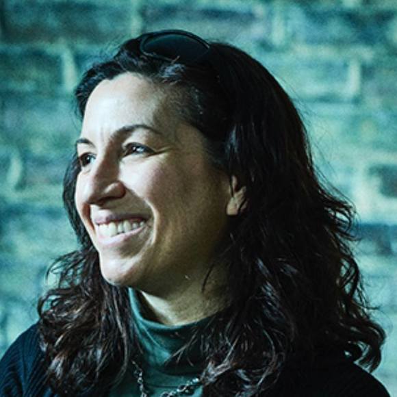 Meet your Posher, Jennifer - Picture 1 of 1